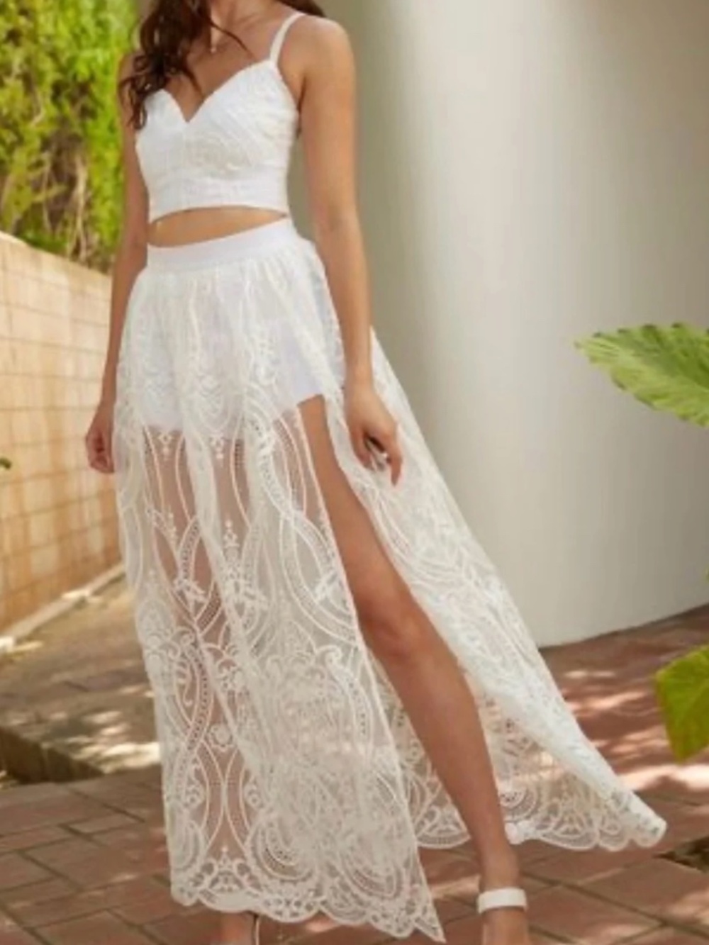 BEBE Two-Piece White Lace Skort Set - L 🌟